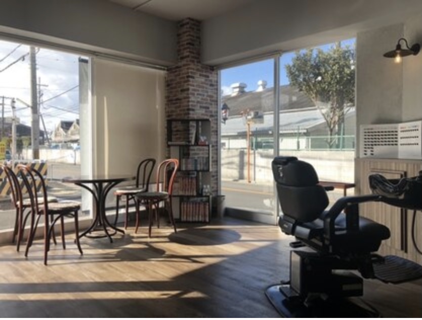 大阪のバーバー・メンズ美容室・理容室 peace