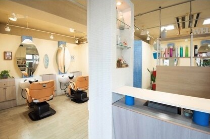 WORKS HAIR STUDIO 【ワークスヘアスタジオ】