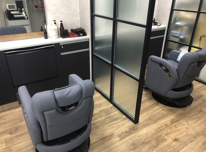 ヘアサロン シルバー