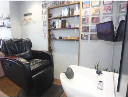 RED HOT～hair salon～【レッドホットヘアーサロン】